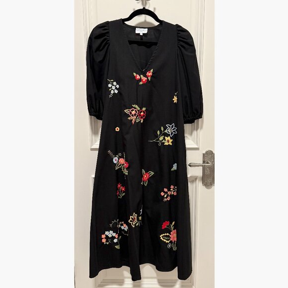 Mi Golondrina Dresses & Skirts - Mi Golondrina Hand-Embroidered Floral Gabardine Dress XS Black A-Line